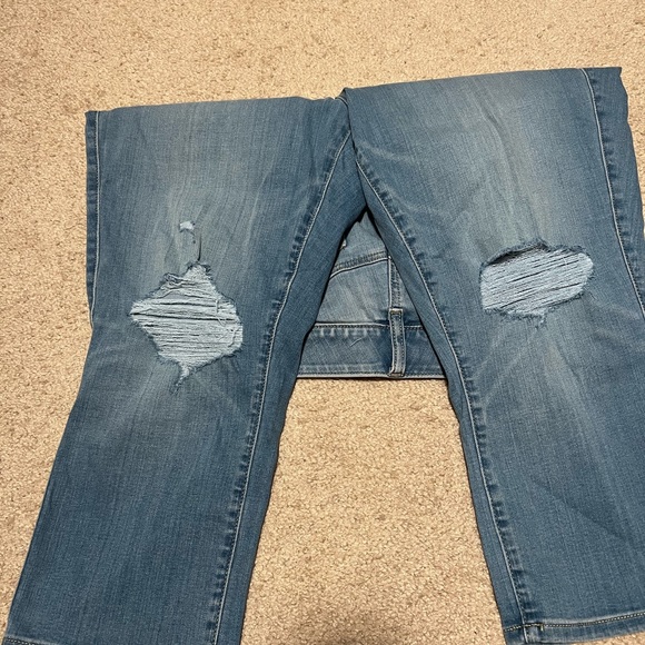 Torrid crop bombshell skinny super soft high-rise jeans - Picture 2 of 8